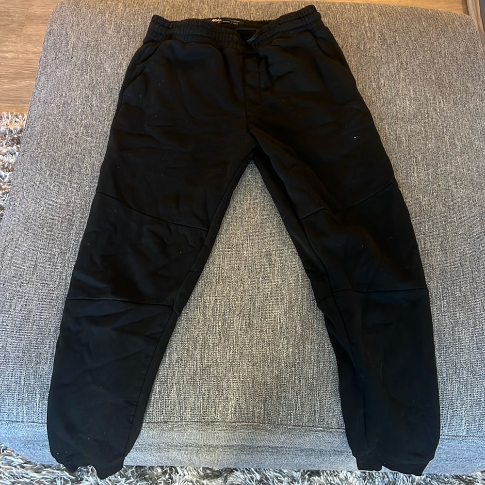 Men’s black joggers